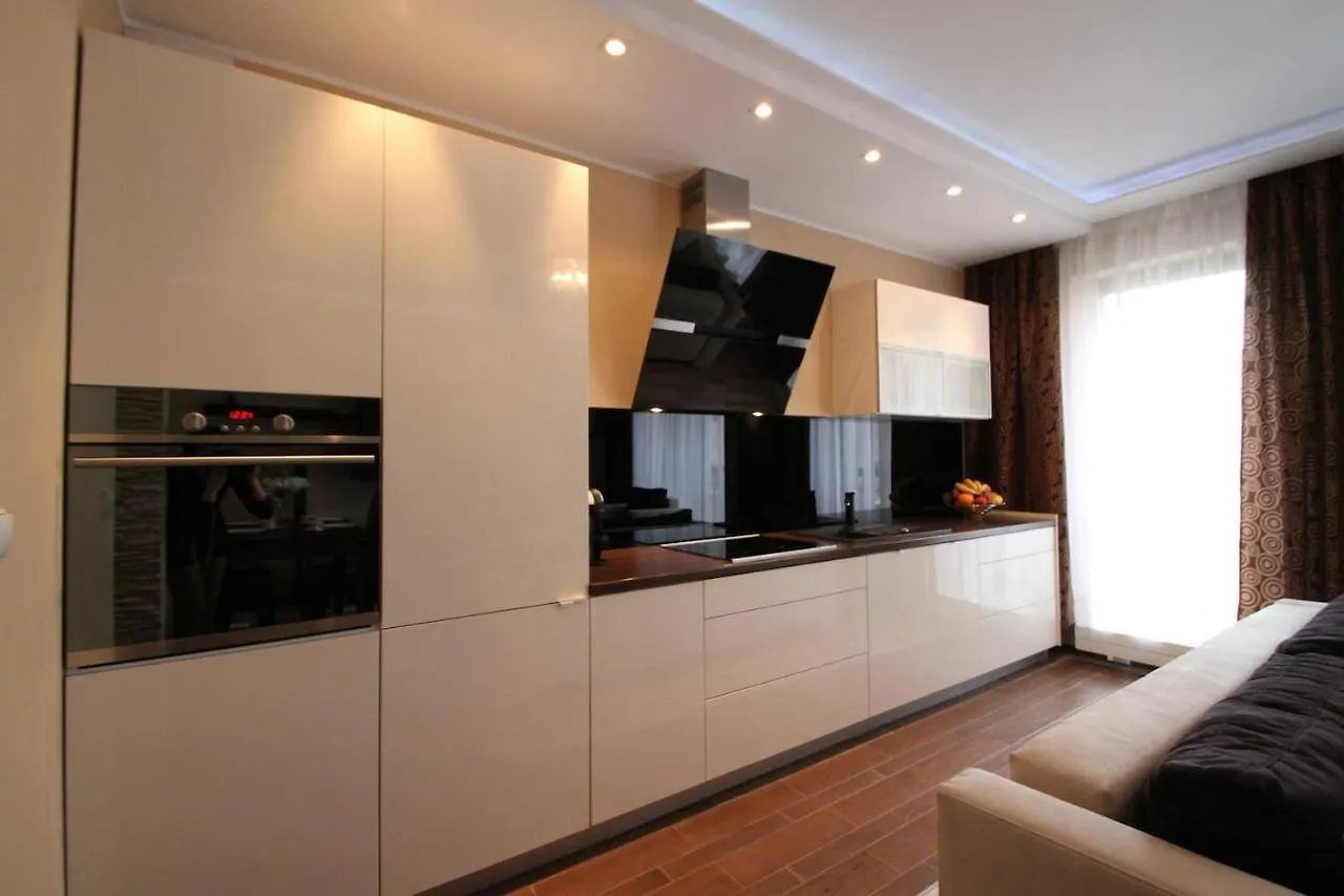Golden Apartments&Sz7-66 Gdańsk 0*,